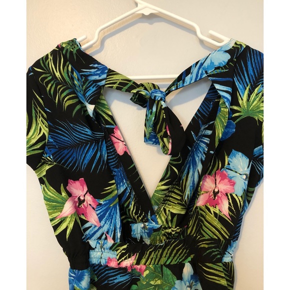 Tropical Printed Backless Midi Dress Size Small - Picture 3 of 8